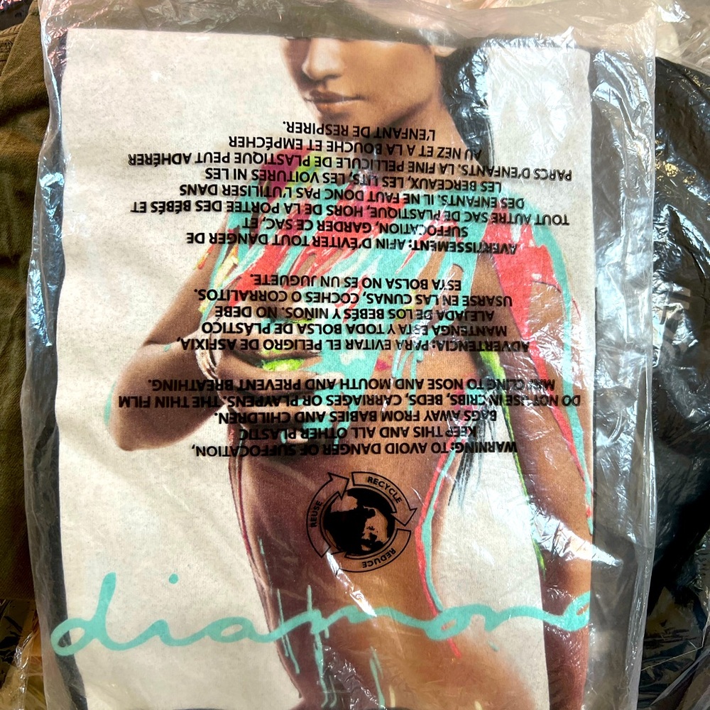 Vintage RARE Diamond Supply x Cassie Drip Tee